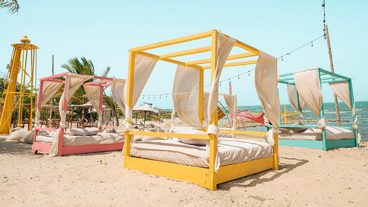 La Lola Adults Only Beach Club & BBQ