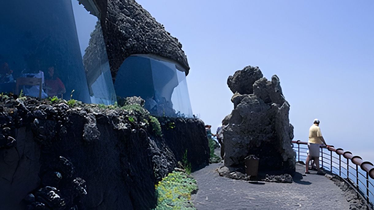 Jameos del Agua & The Valley of a Thousand Palms