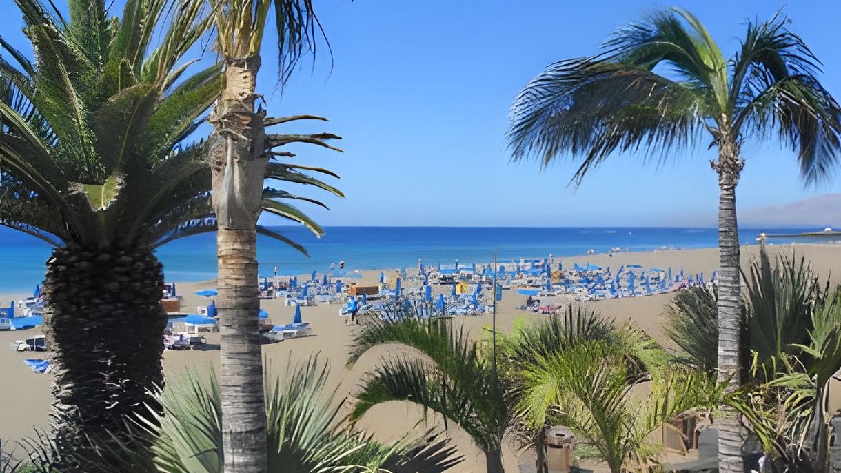 Puerto del Carmen Beach Getaway for Families