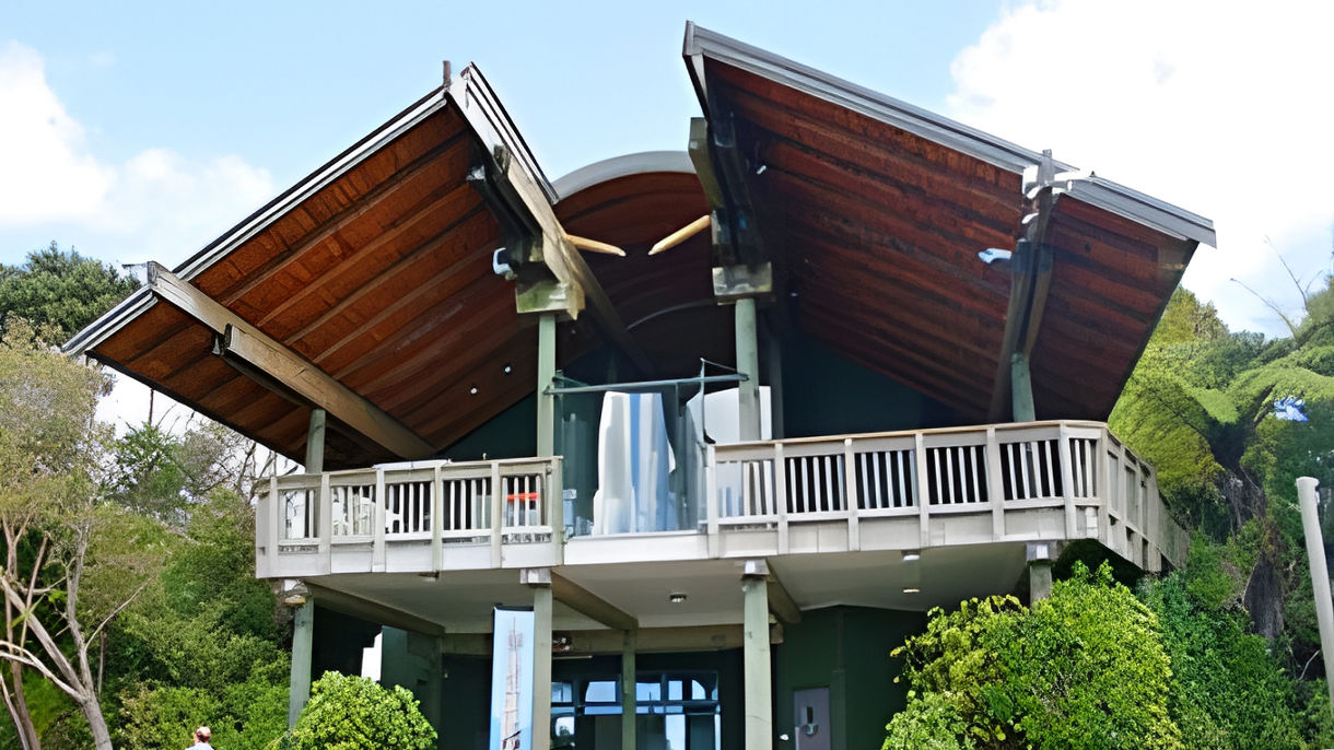 Piha Bush & Beach Eco Tour