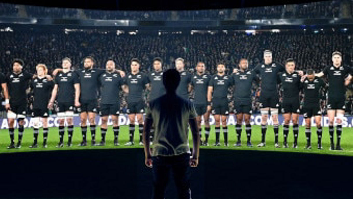 DEBARK TOUR: All Blacks Experience & City Sights