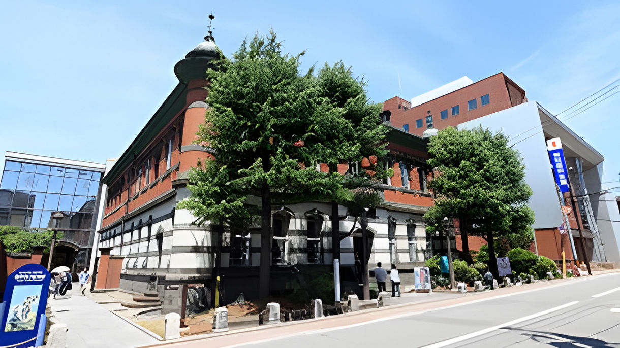 Akita City Red Brick Folklore Museum & Sake Brewery