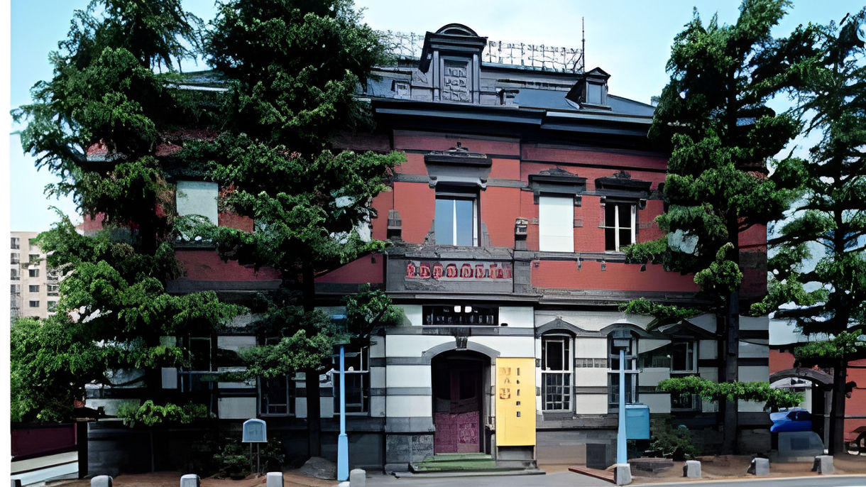 赤れんが郷土館、市場と酒蔵見学(日本語ガイド)(Guided in Japanese)