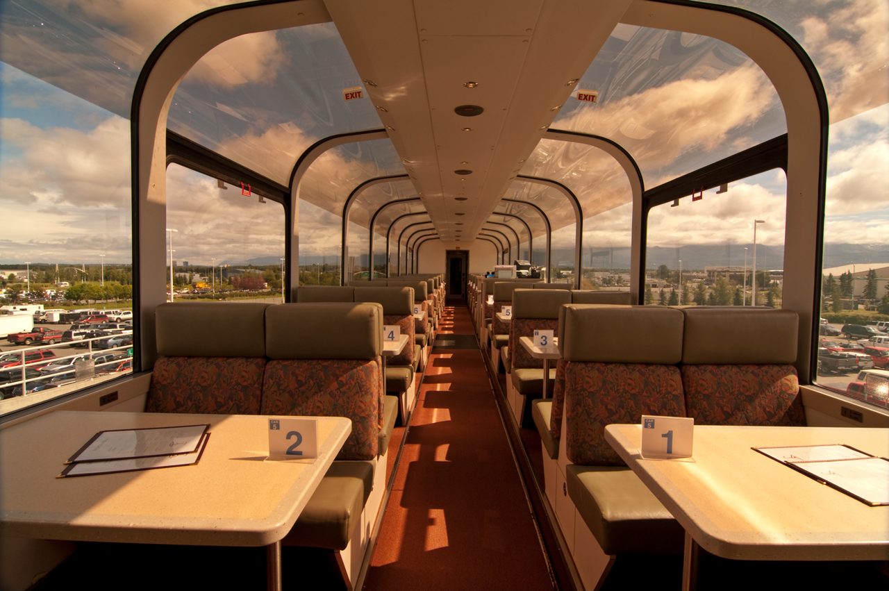 Enjoy hearty Alaska favorites and handcrafted drinks in the relaxed setting of Fannie Q’s Saloon.