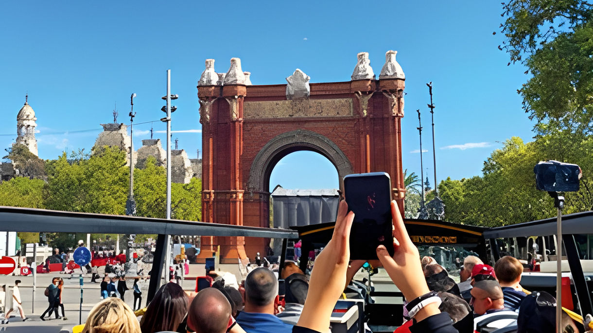 Barcelona by Hop-on, Hop-off Bus