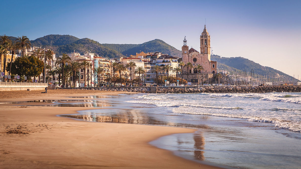 A Walk through Sitges & Time on your own