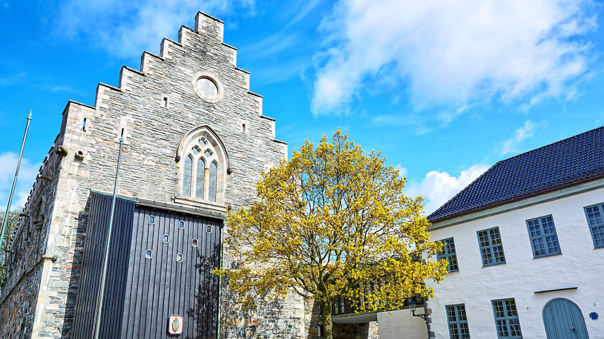 Picture Perfect: City Selfies in Bergen