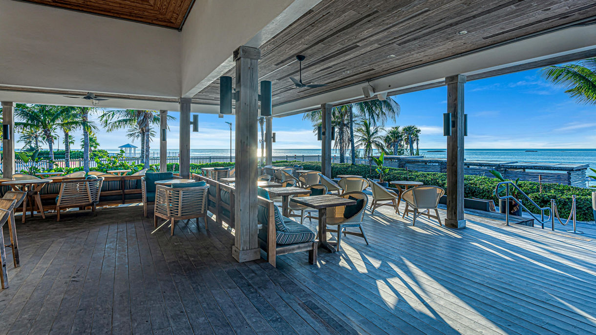 Beachfront Private Cabana for Four at Beach 360