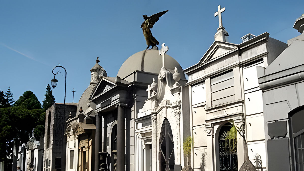 Best of Buenos Aires: La Boca & Recoleta Cemetery