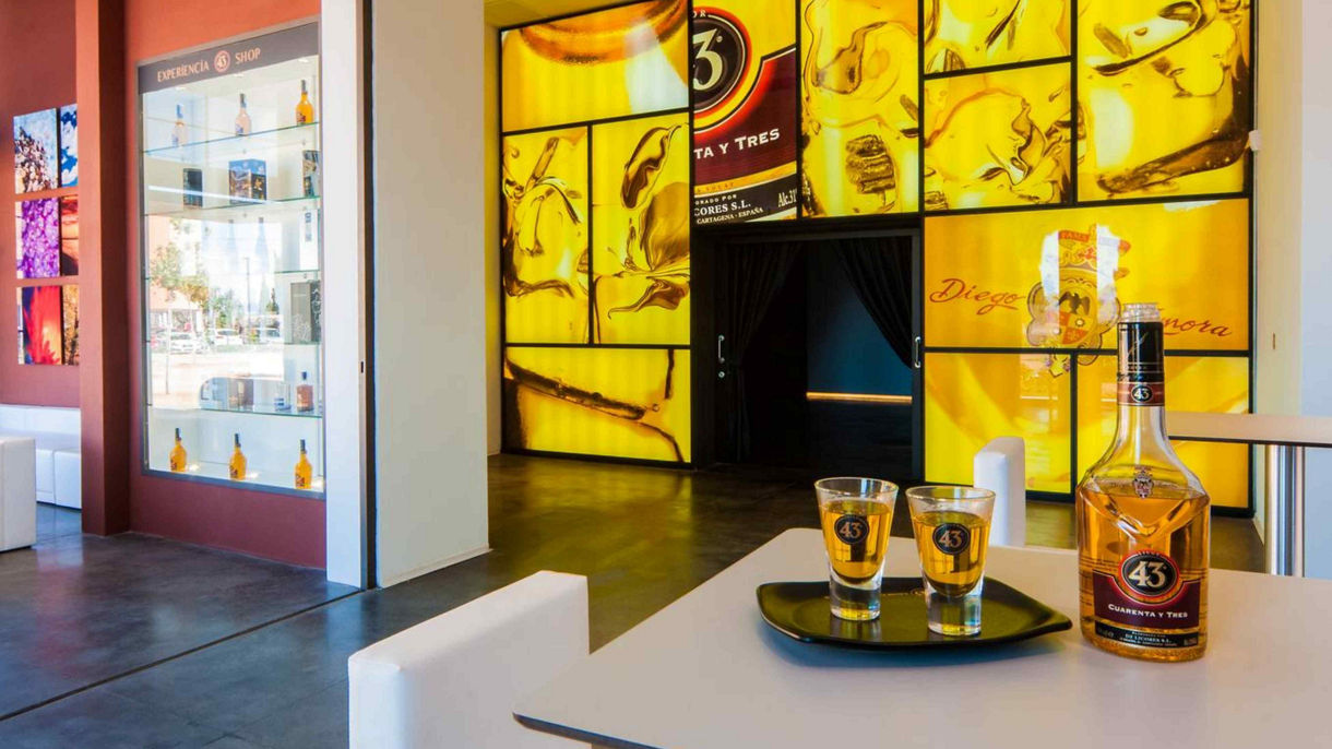 Ultimate Cartagena & Licor 43 Factory