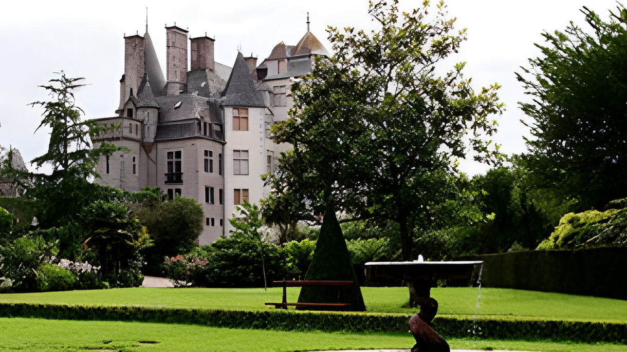 Cherbourg & the Ravalets Castle