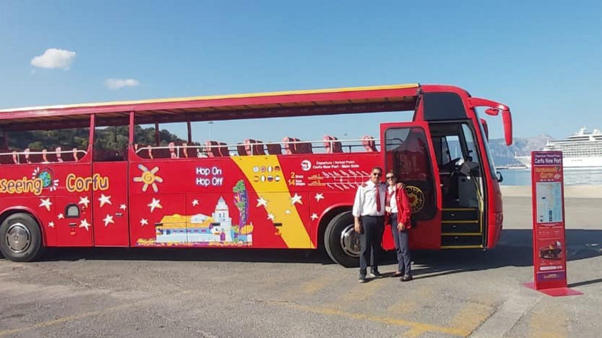 Corfu by Hop-on,Hop-off bus:City/Kanoni/Achillion Line