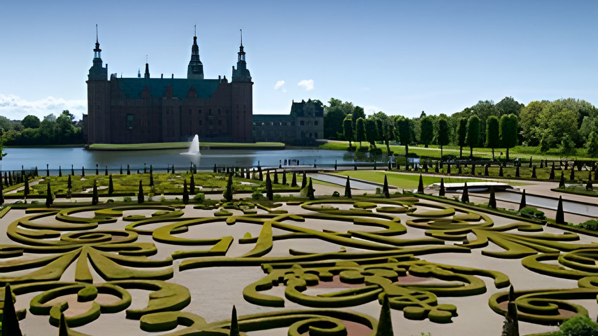 Mighty & Magnificent Royal Fortresses