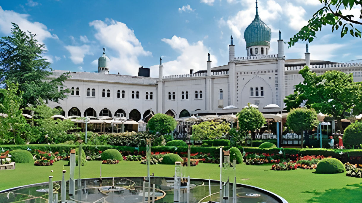 City Drive & Tivoli Gardens