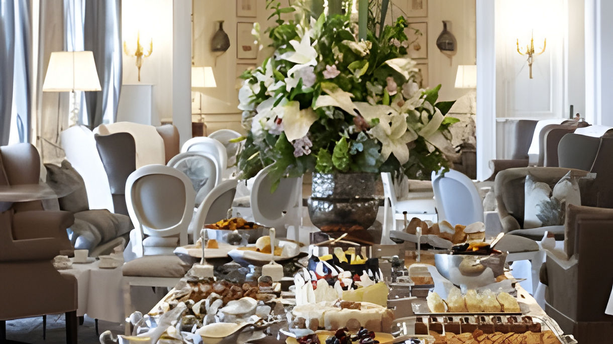High Tea at Mount Nelson: A Small Group Tour
