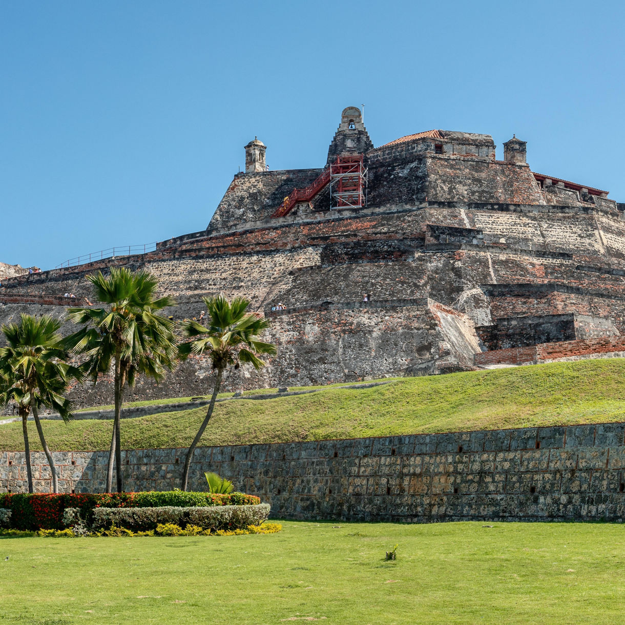 Easy Cartagena: A Journey Through Time