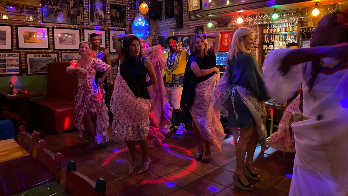 Dancing into the Walled City