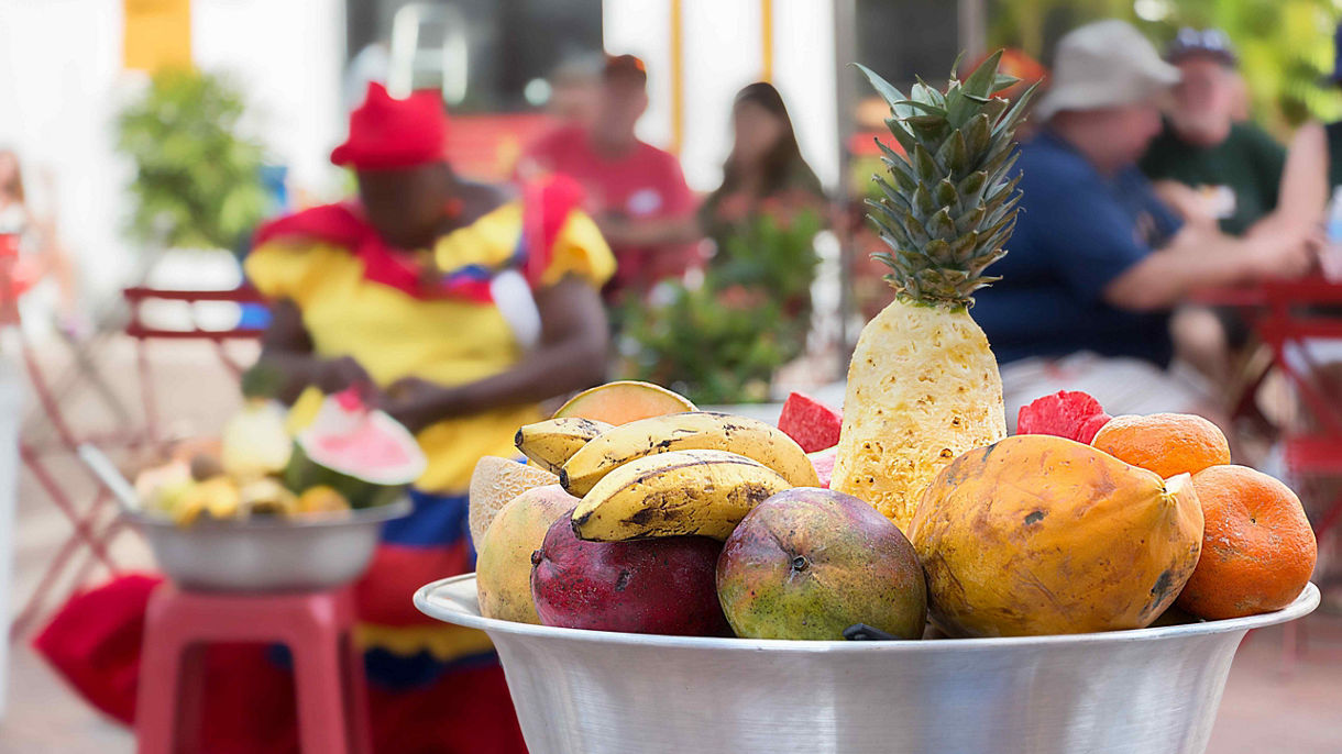 Cartagena Sightseeing & Local Food Tasting
