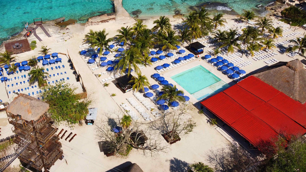 Cozumel Beach Escape