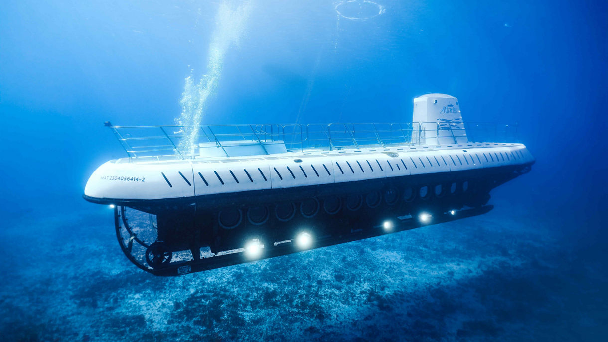 Atlantis Submarine Expedition