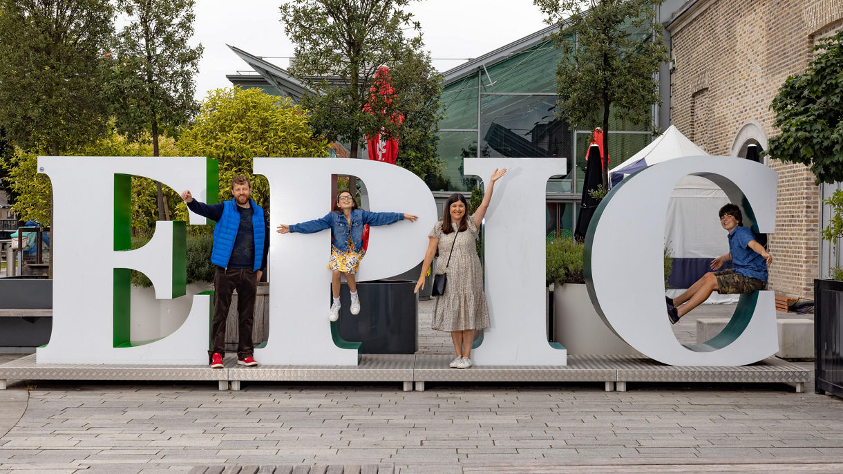 Epic Exclusive Opening: The Irish Emigration Story