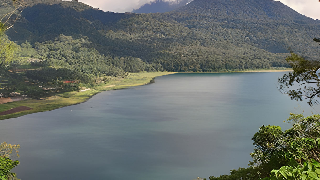 Twin Lakes & Bali Highlands