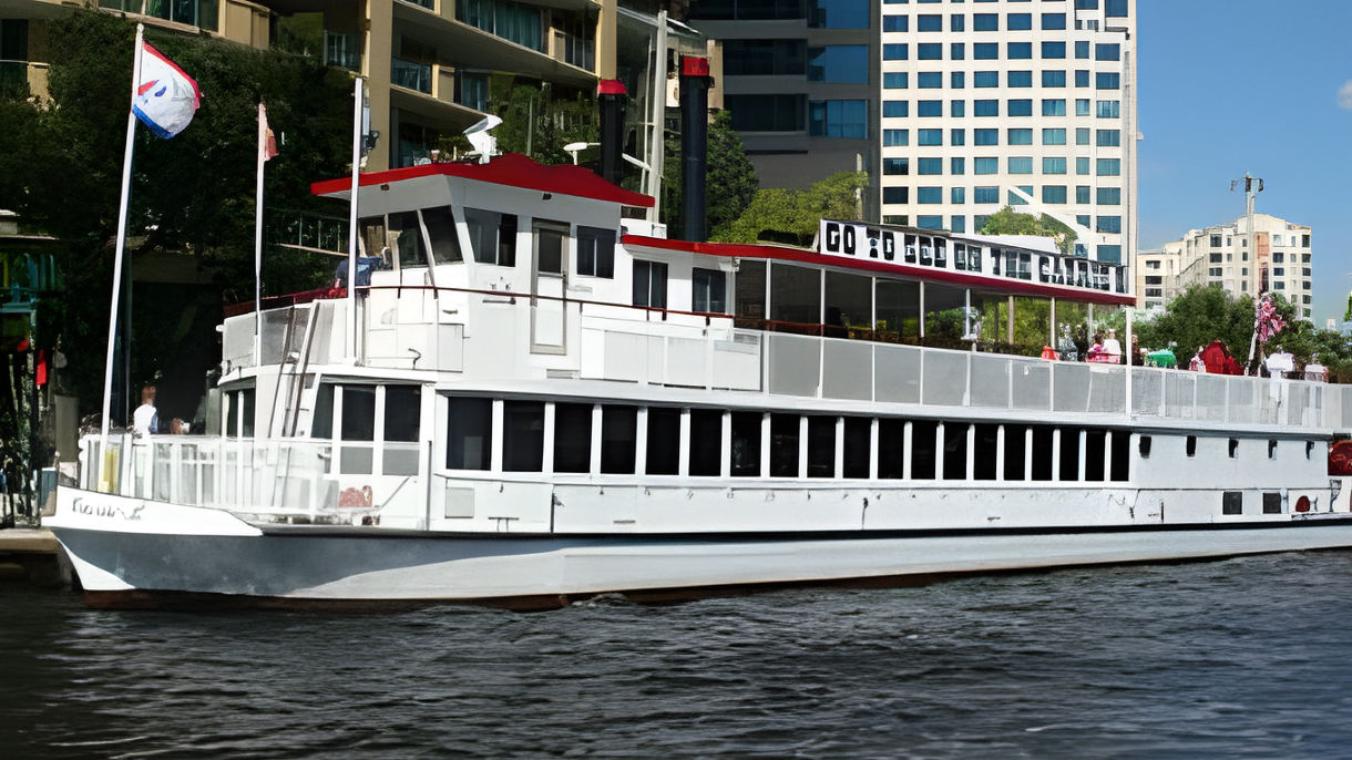 Intracoastal Waterway by Boat & Las Olas Blvd