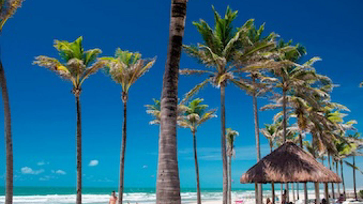 Porto das Dunas Beach Escape