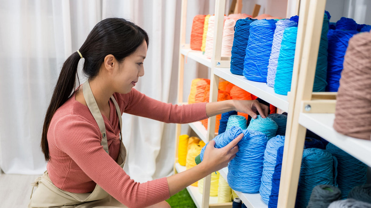 Hands-On Artisan Rug Tufting Experience