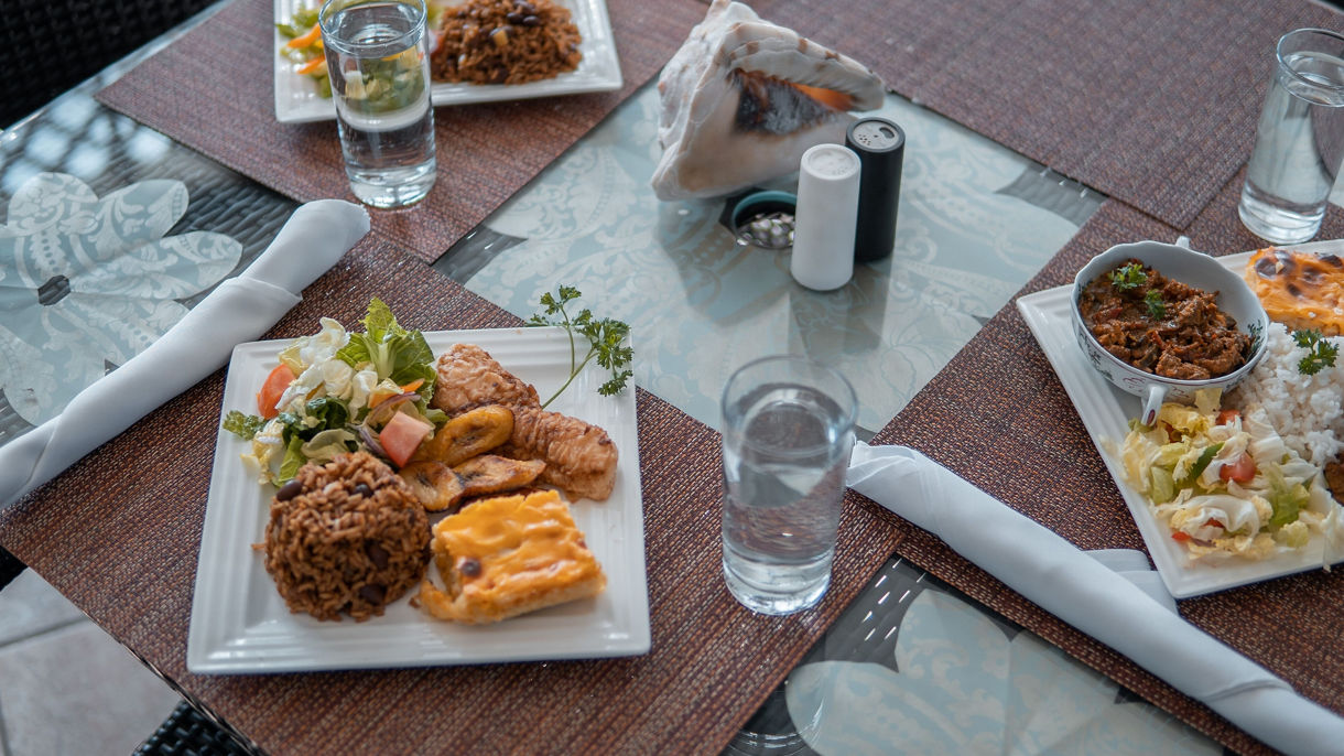 Local Conch Recipes, Sightseeing, Beach & Lunch