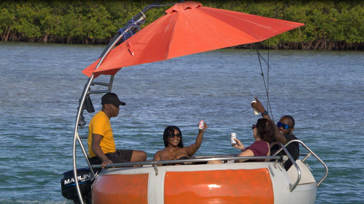 Grand Turk Donut Boat & Scenic Cruise