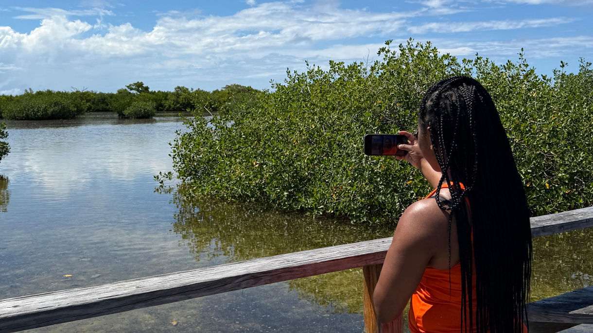 Grand Turk Donut Boat & Scenic Cruise