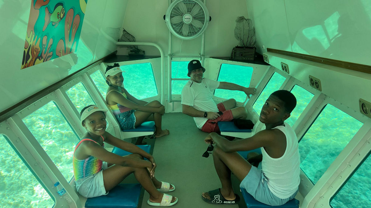 Exclusive Semi-Submarine Experience