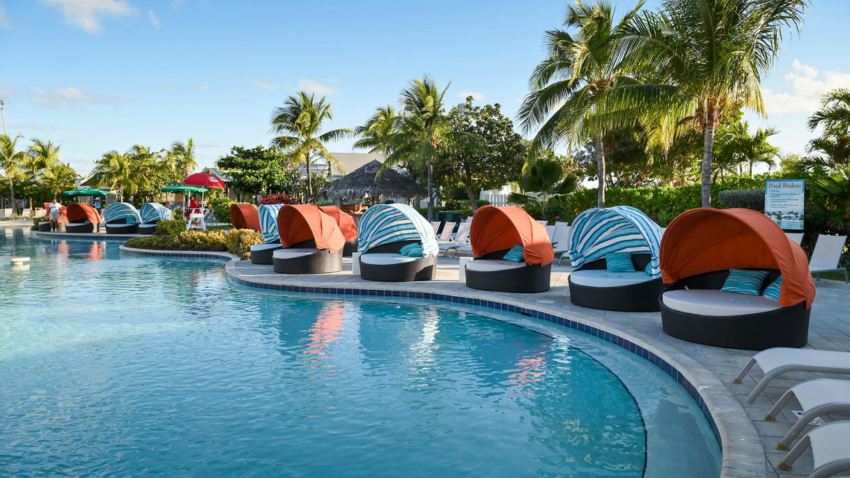 Margaritaville Poolside Clamshell Bed