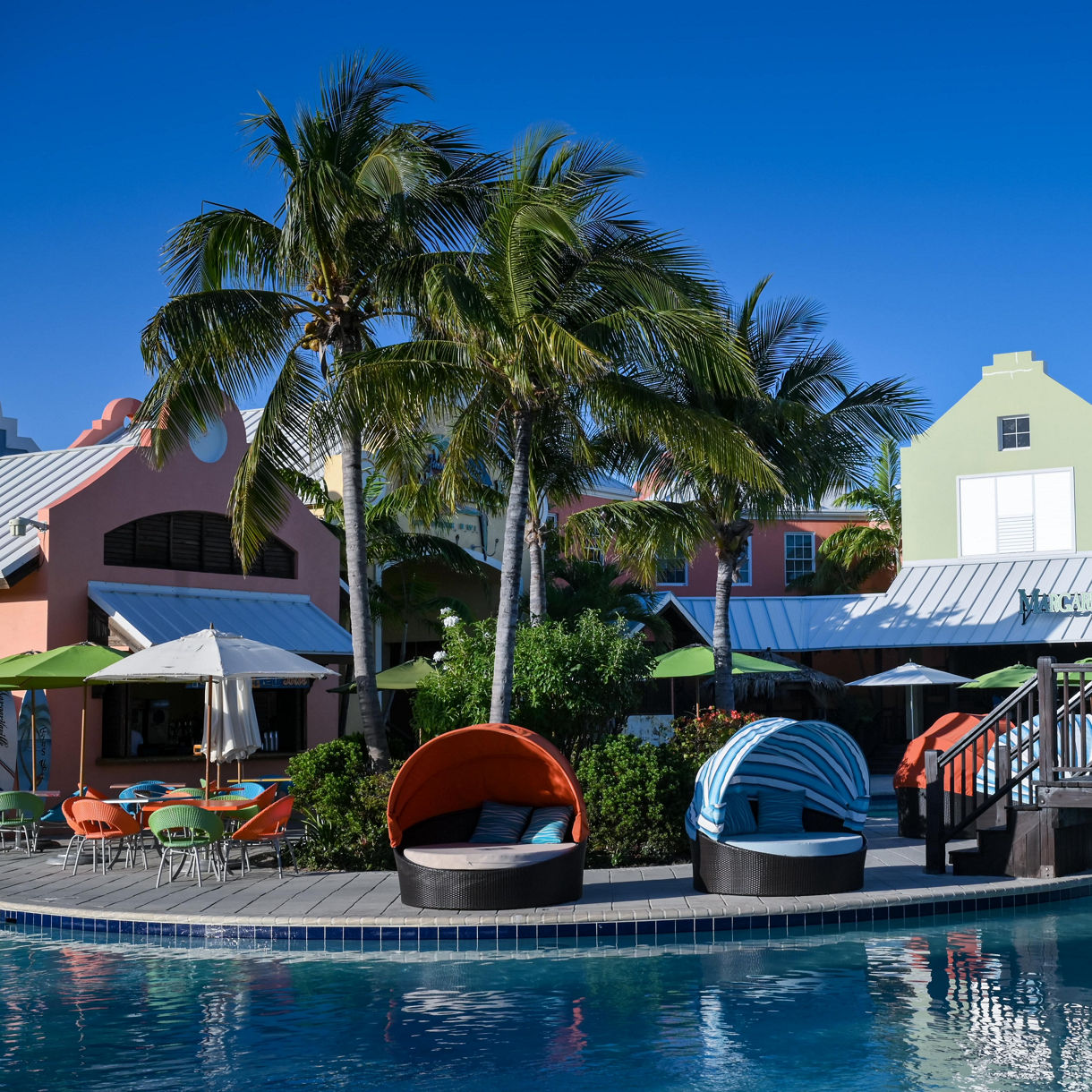 Margaritaville Poolside Clamshell Bed