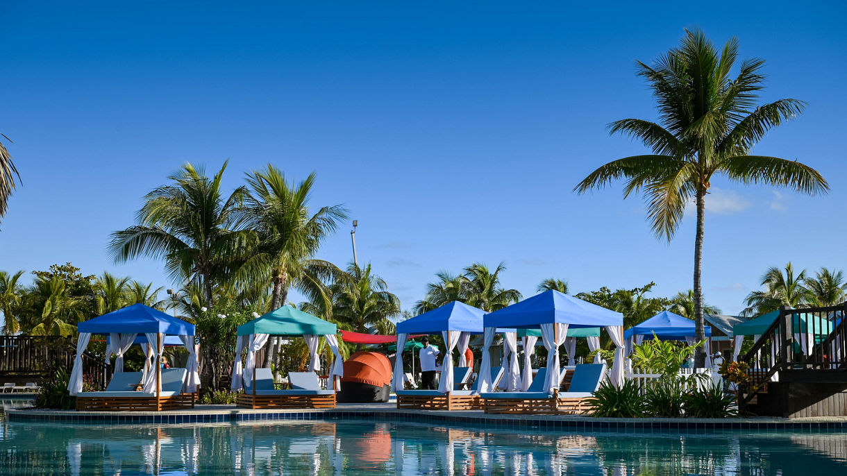 Margaritaville Poolside Daybed