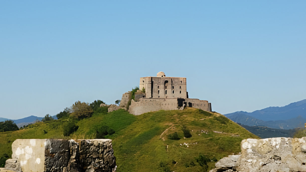 Genoa's Fortresses: Urban Trekking Adventure