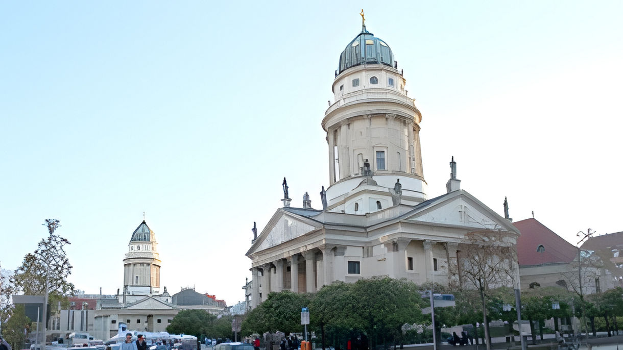 Ultimate Berlin by Chartered Train