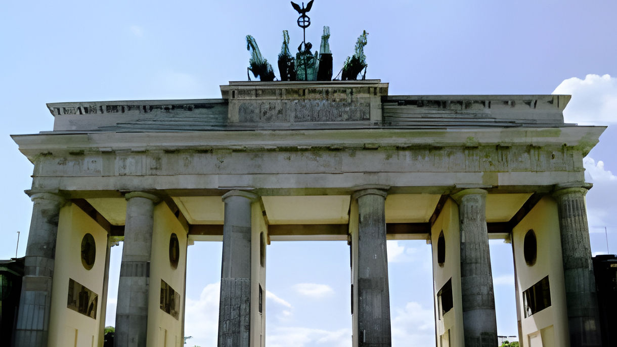 Best of Berlin by Chartered Train