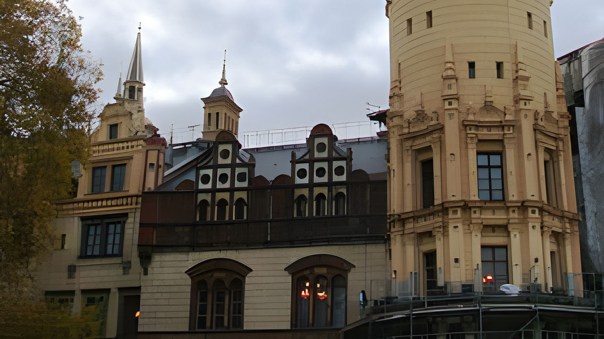 A Tale of Two Cities - Hamburg, Schwerin & A Fairytale Castle