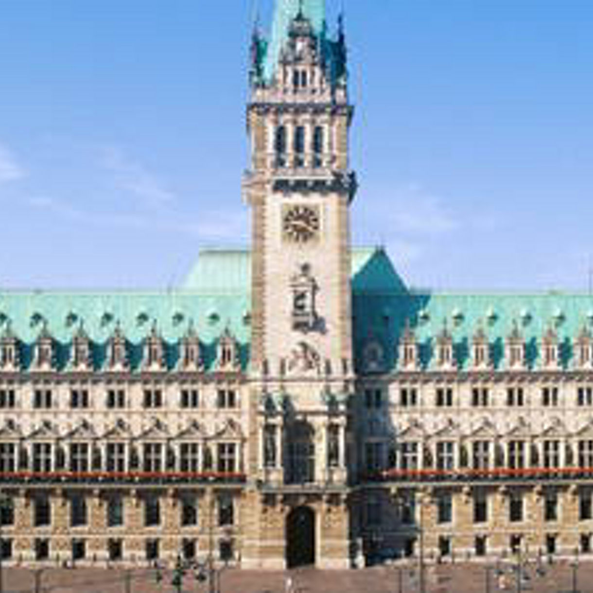 A Tale of Two Cities - Hamburg, Schwerin & A Fairytale Castle
