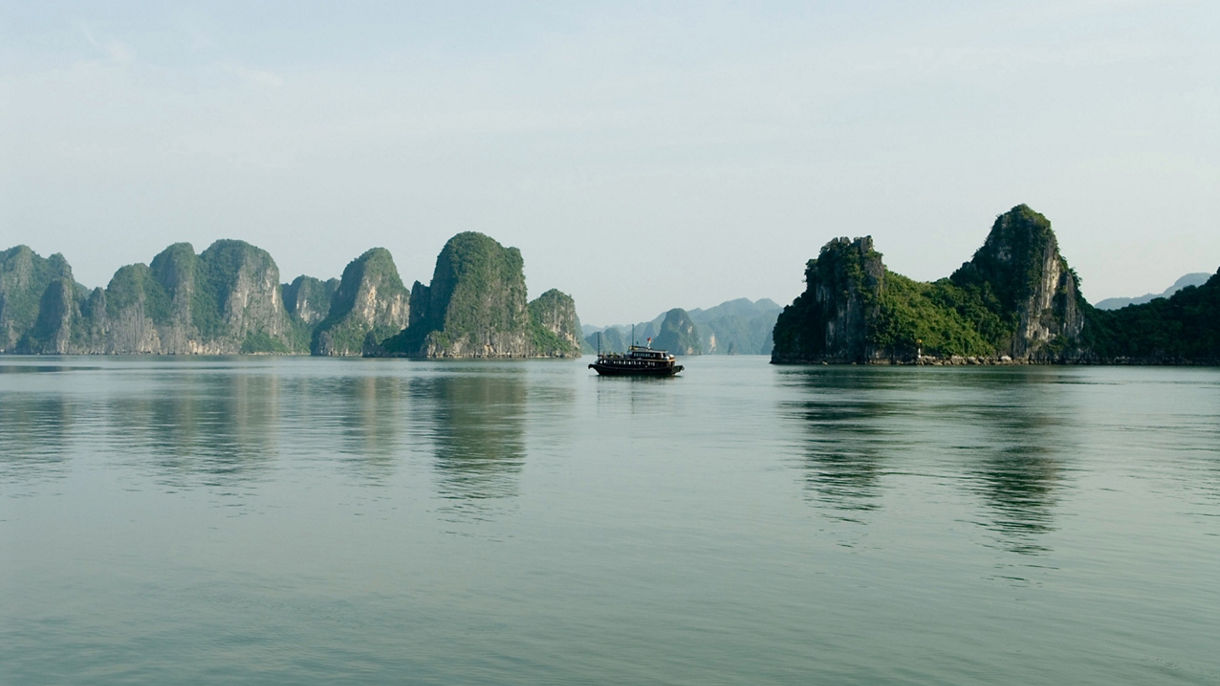 Halong Bay Deluxe Cruise