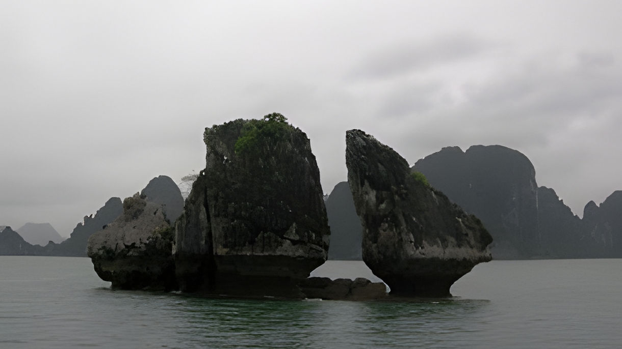 Halong Bay Kayaking