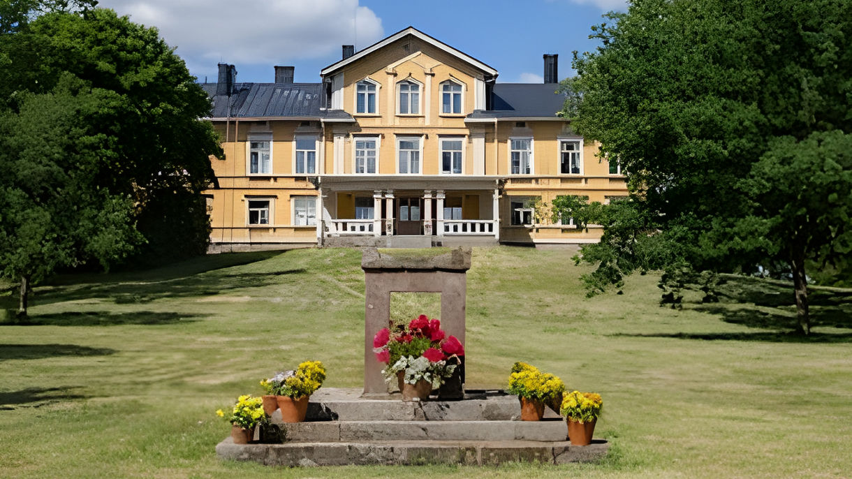 Vintage Train, Porvoo Old Town & Lunch