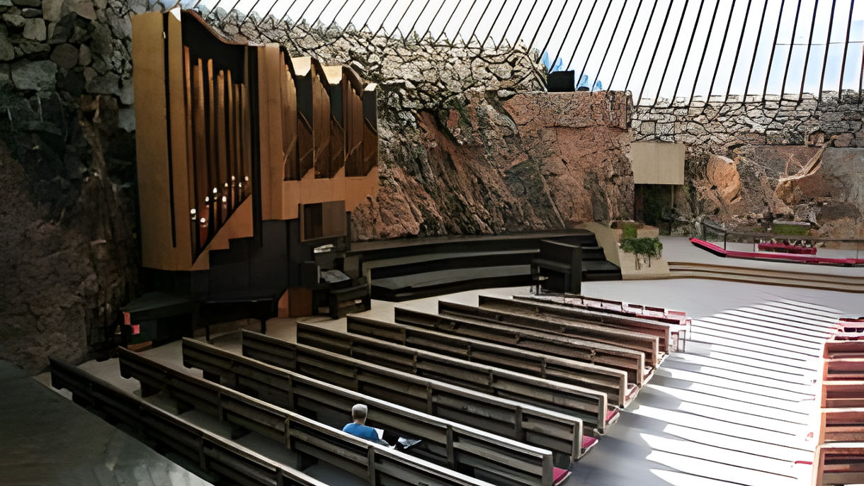 Helsinki by Private Vehicle  -  Van Class Full Day (Driver Only)