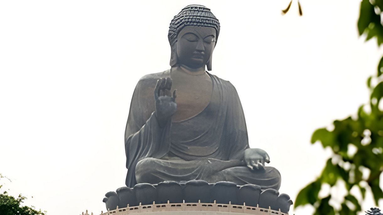 Highlights of Lantau Island & Po Lin Monastery