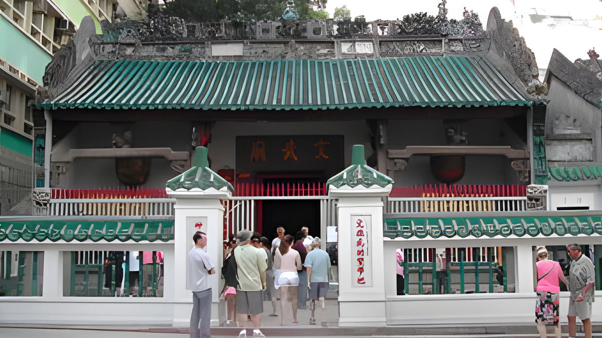 Walking Tour of Old & New Hong Kong