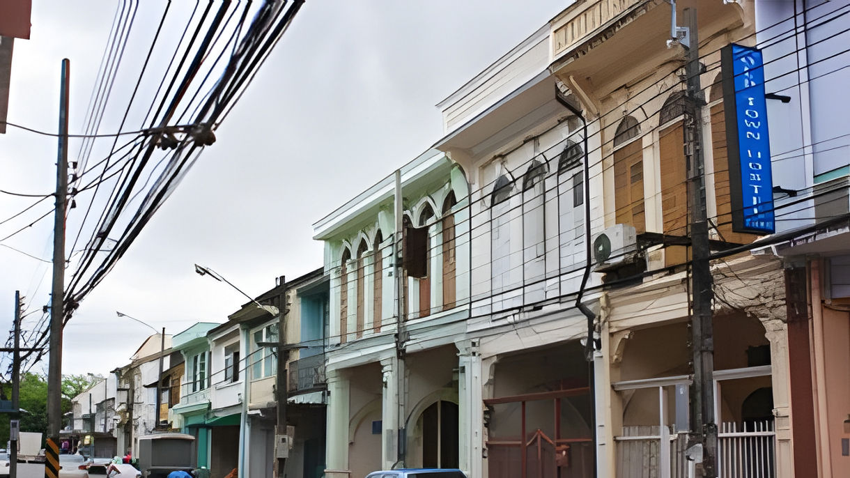 Phuket Town On Your Own