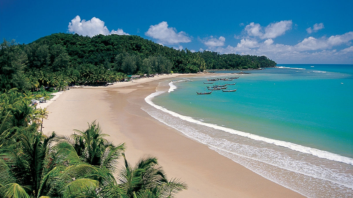 Phi Phi Island Beach & Swimming