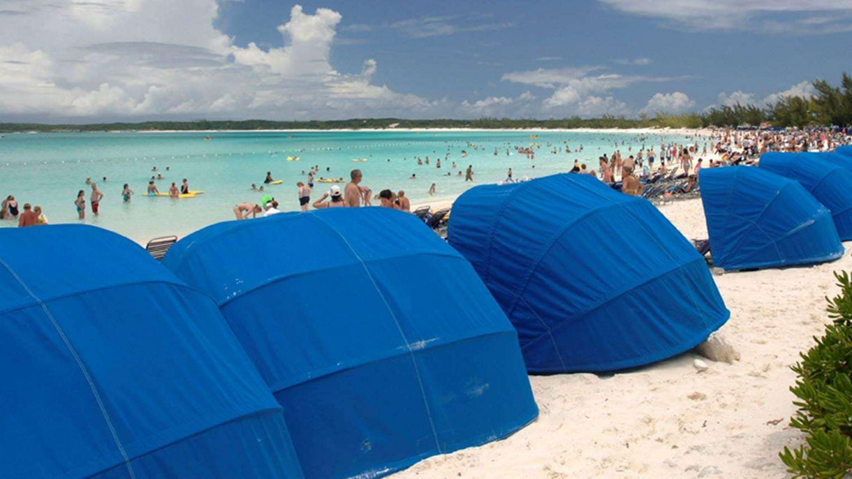 RelaxAway Clamshell Sunshade Rental (2 people maximum)